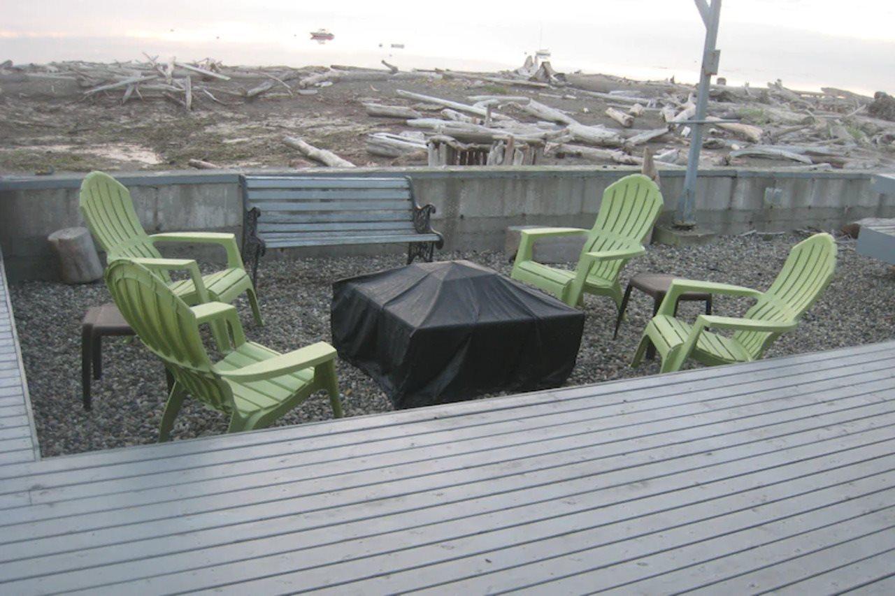 Camano Island Waterfront Vacation Rental Exterior photo